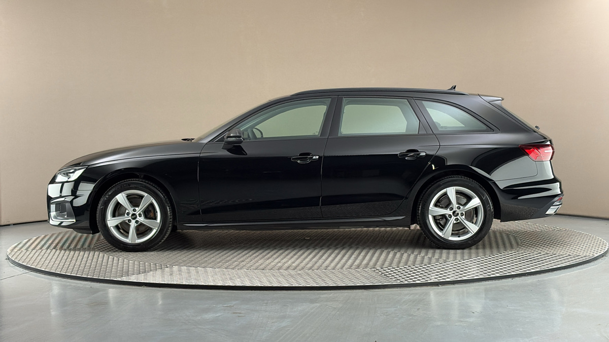 Audi A4 - 4