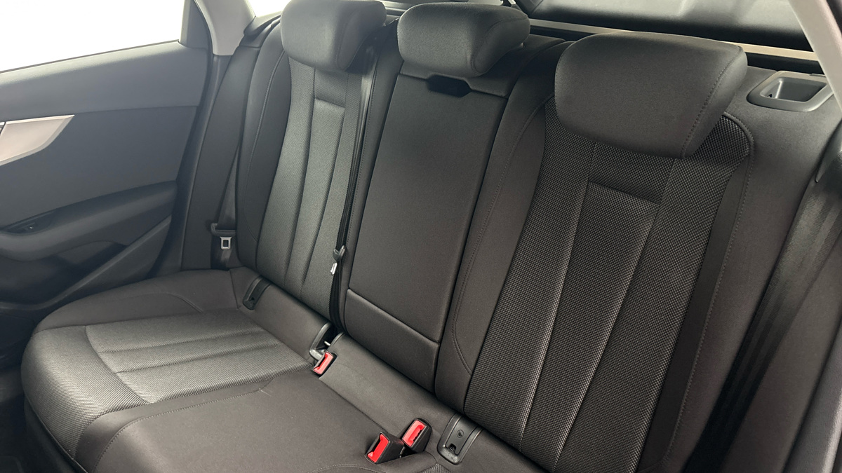 Audi A4 - 16