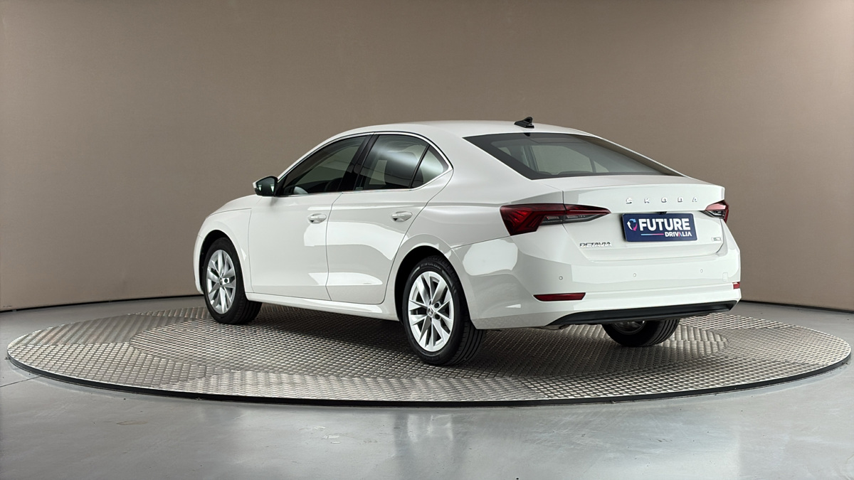Škoda Octavia - 2