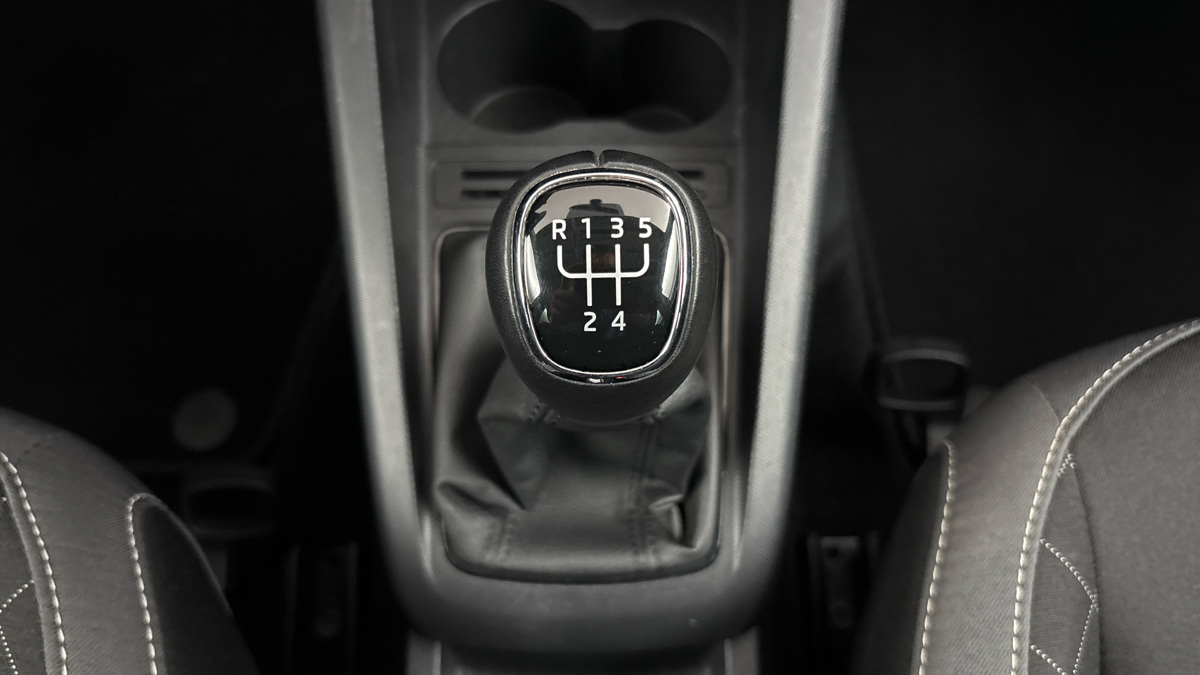 Škoda Fabia - 23