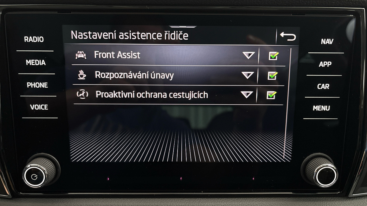 Škoda Karoq - 25