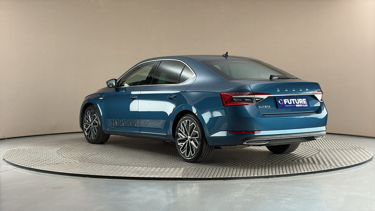 Škoda Superb - 2