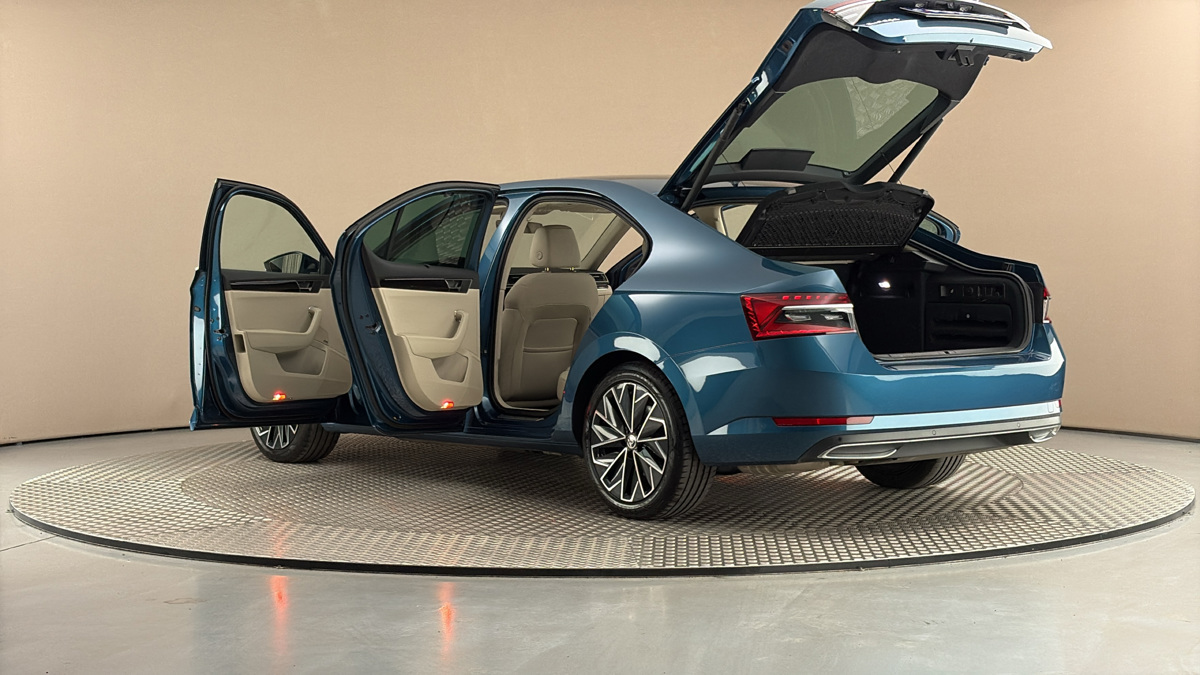 Škoda Superb - 7