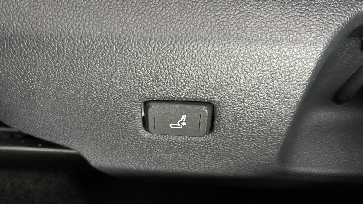 Toyota Corolla - 21