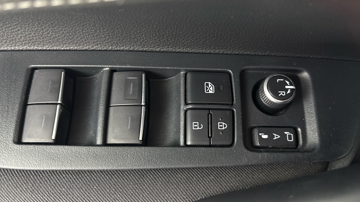 Toyota Corolla - 22