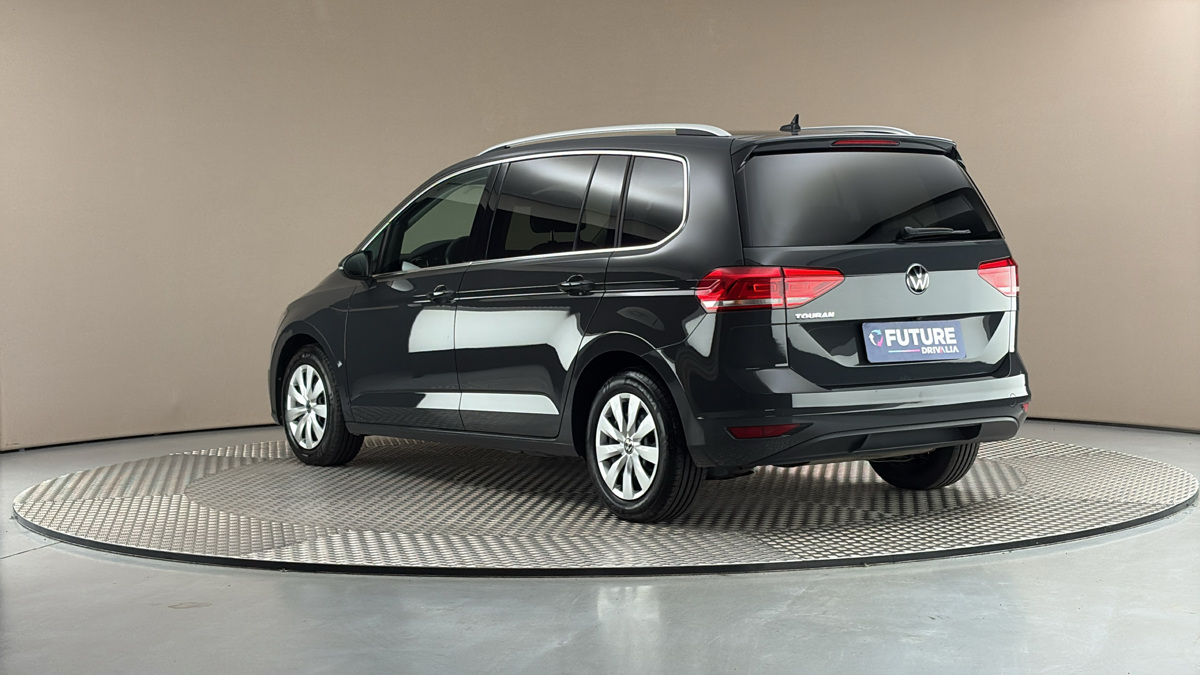 Volkswagen Touran - 2