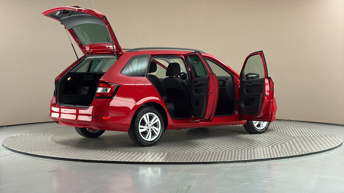 Škoda Fabia - 6