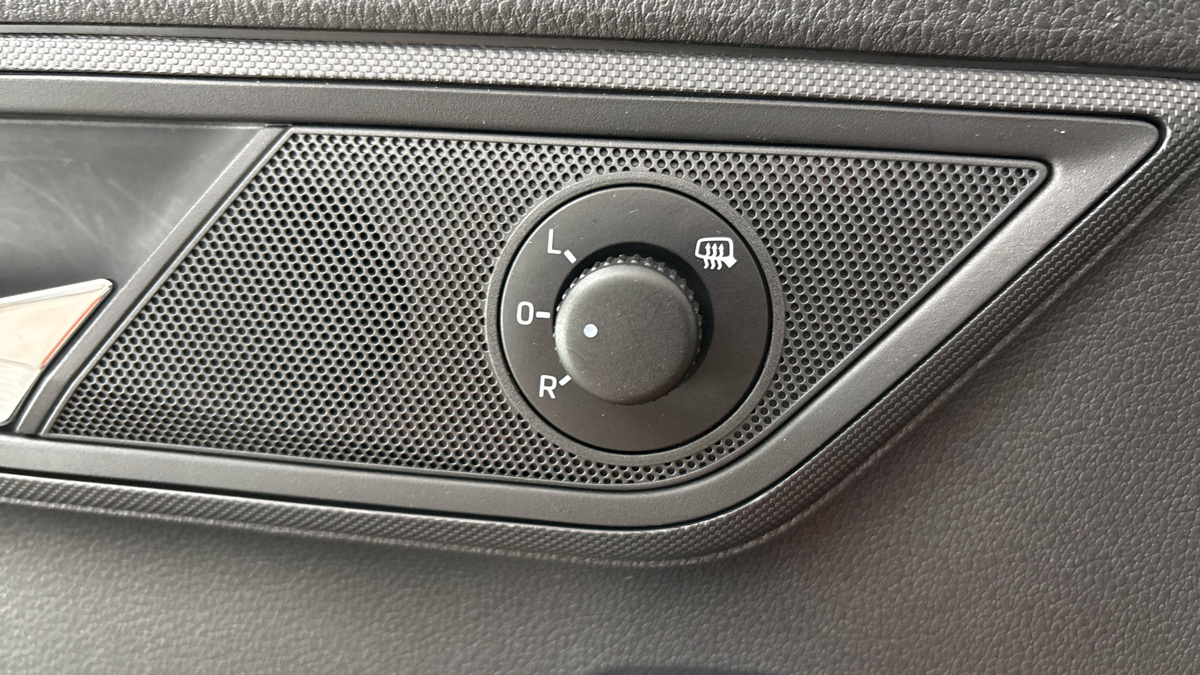 Škoda Fabia - 22