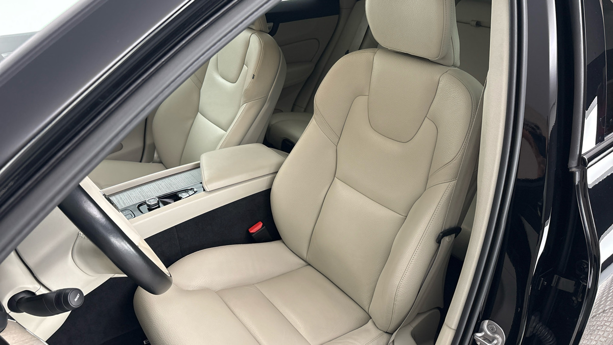 Volvo XC60 - 15