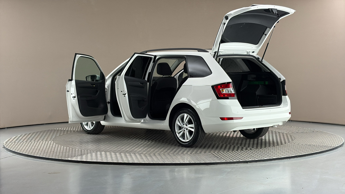 Škoda Fabia - 7