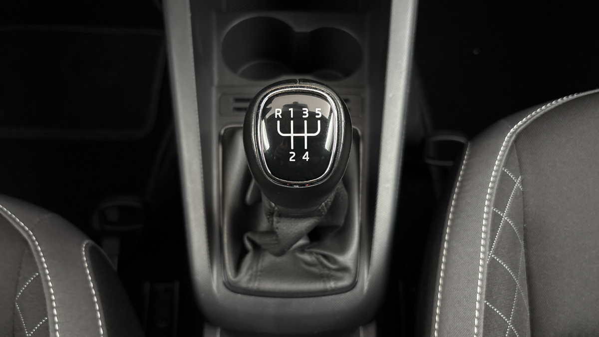 Škoda Fabia - 24