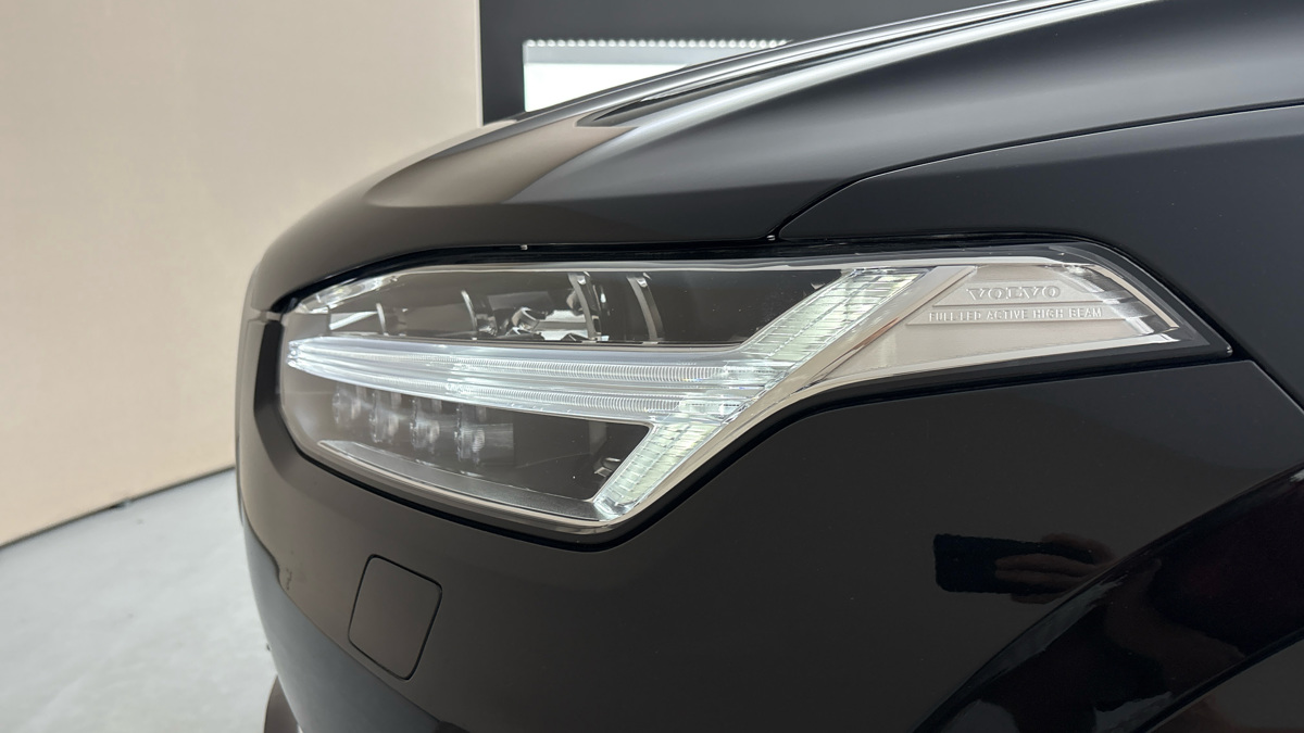 Volvo XC90 - 18
