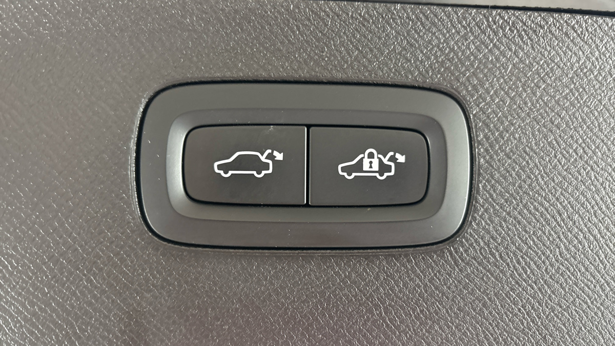 Volvo XC90 - 21