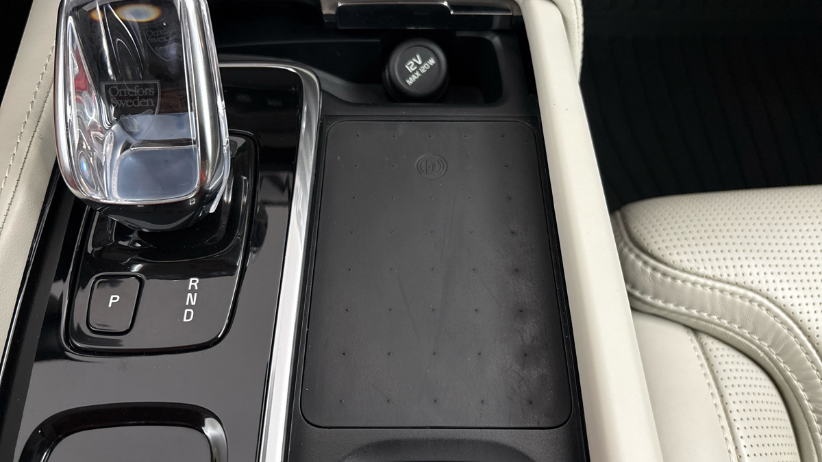 Volvo XC90 - 26