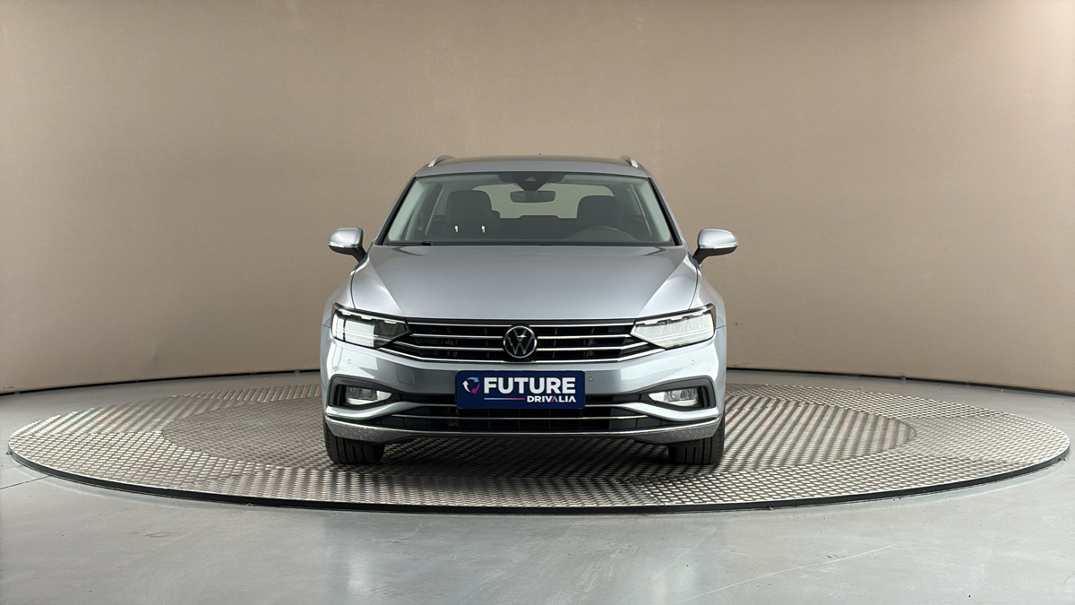 Volkswagen Passat - 3