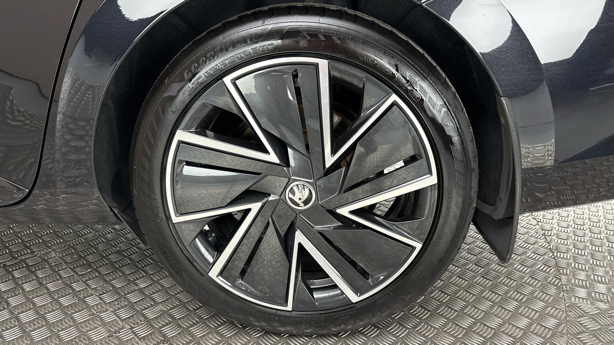 Škoda Superb - 19