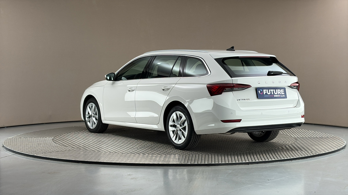 Škoda Octavia - 2