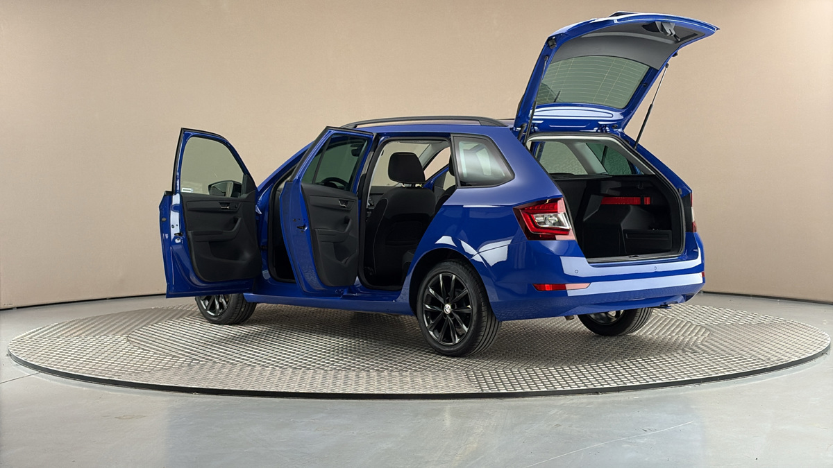 Škoda Fabia - 7