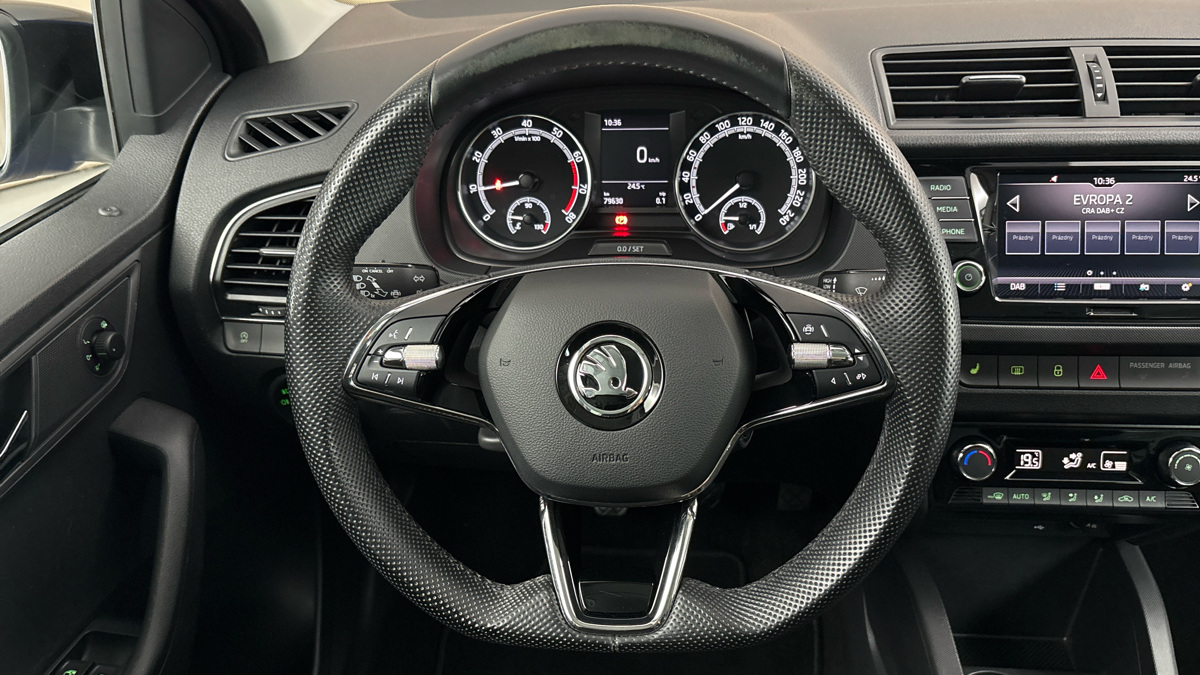 Škoda Fabia - 9