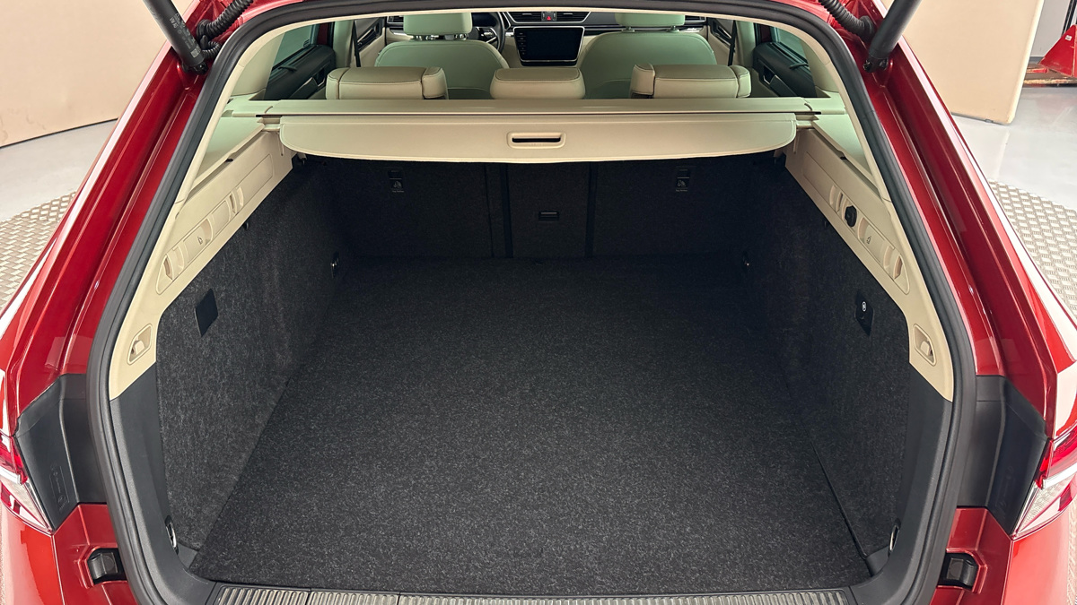 Škoda Superb - 17