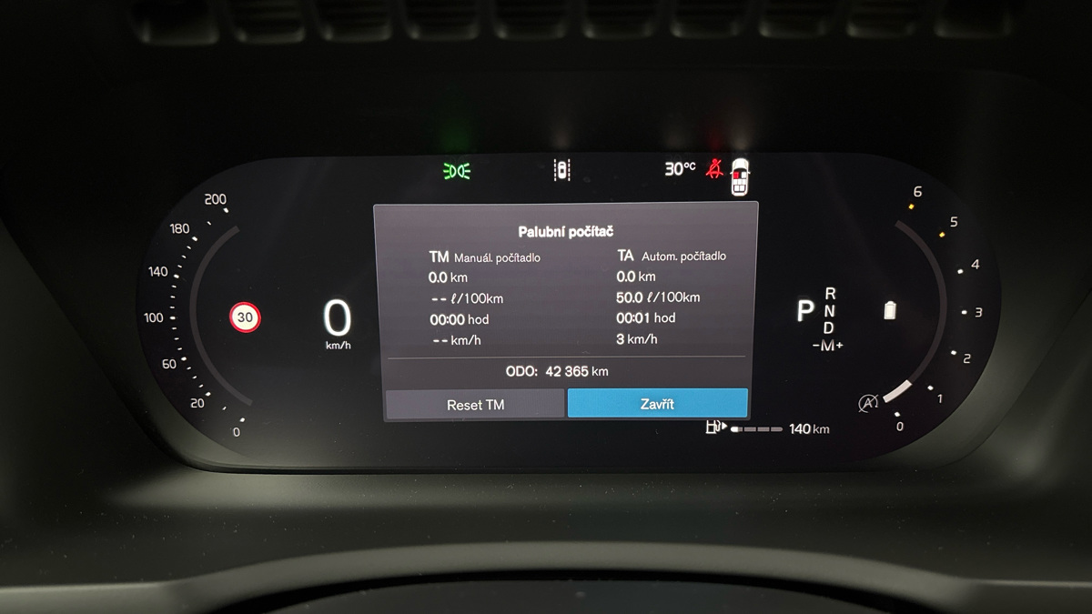 Volvo XC90 - 10