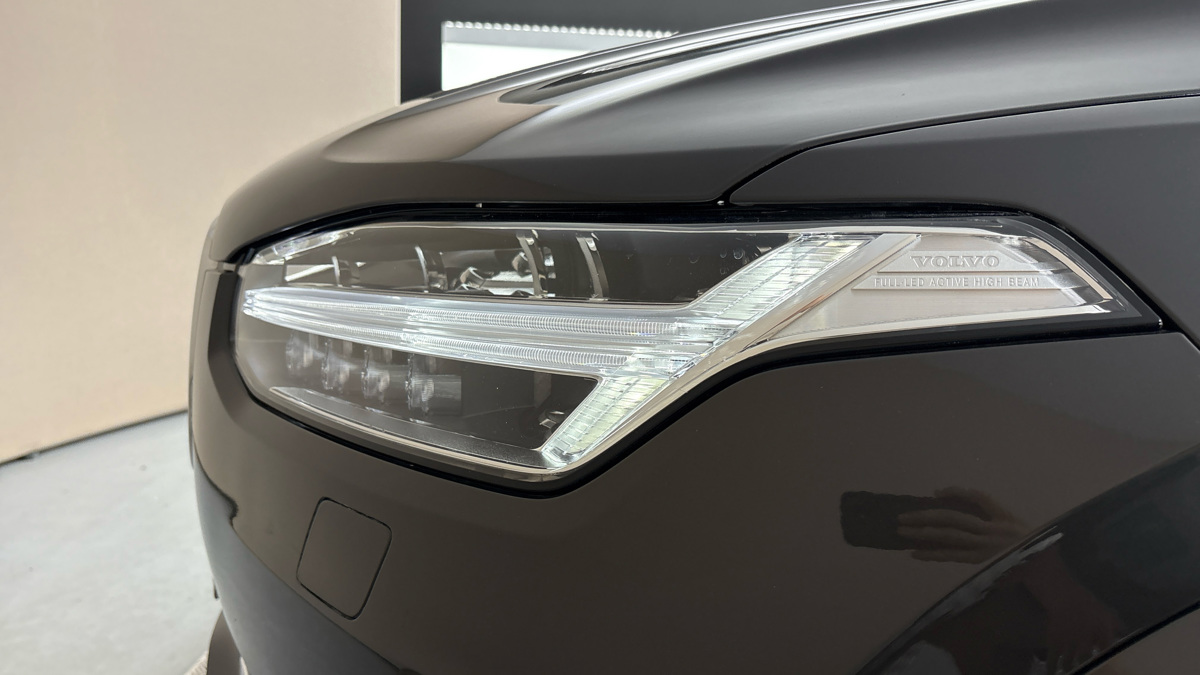 Volvo XC90 - 18