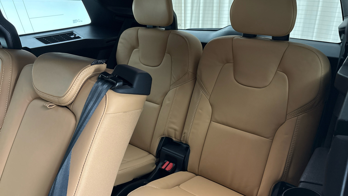 Volvo XC90 - 34
