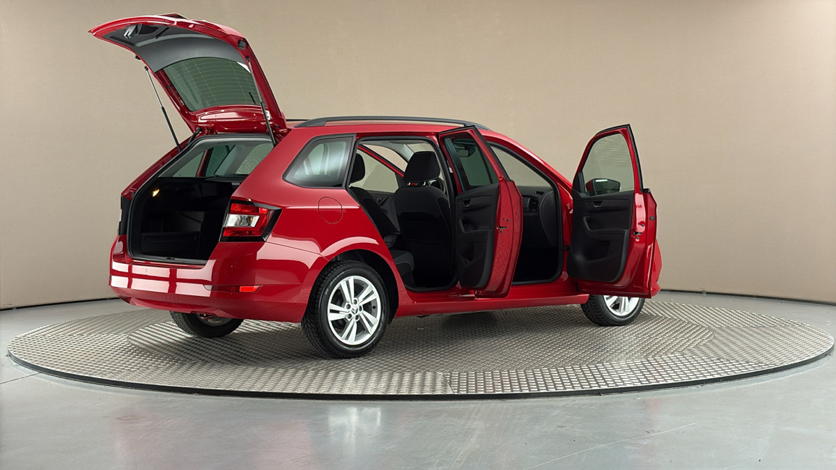 Škoda Fabia - 6