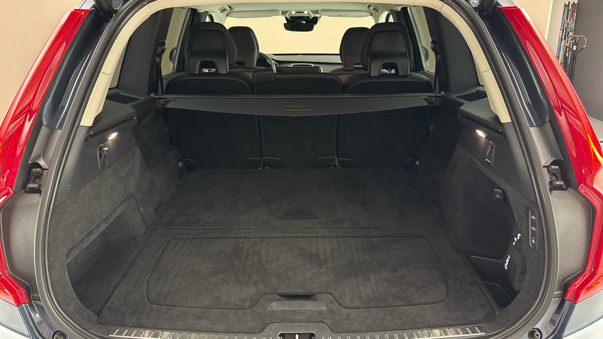 Volvo XC90 - 17