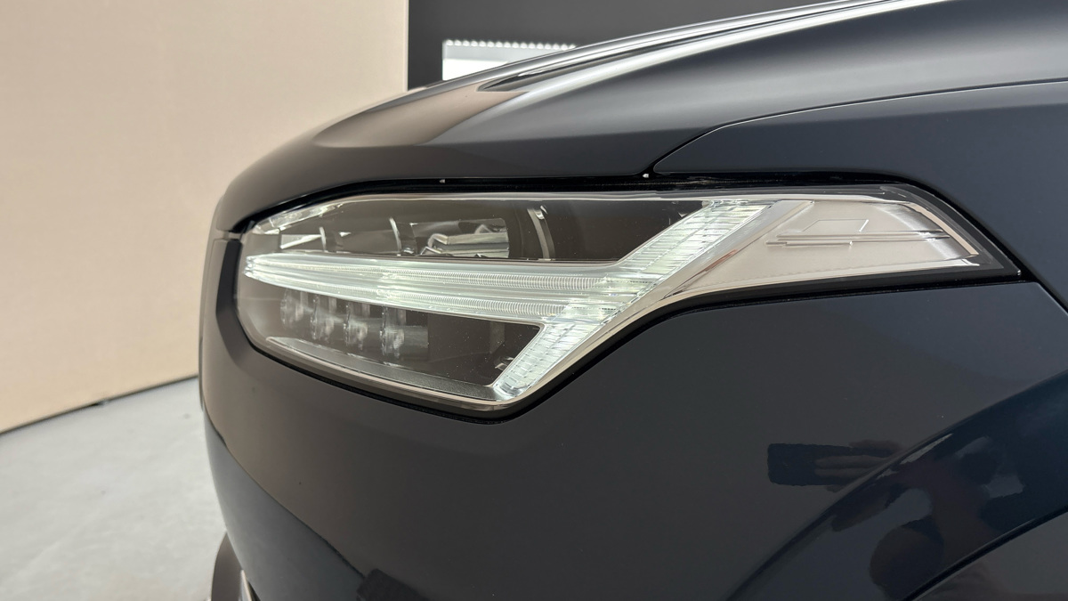 Volvo XC90 - 18