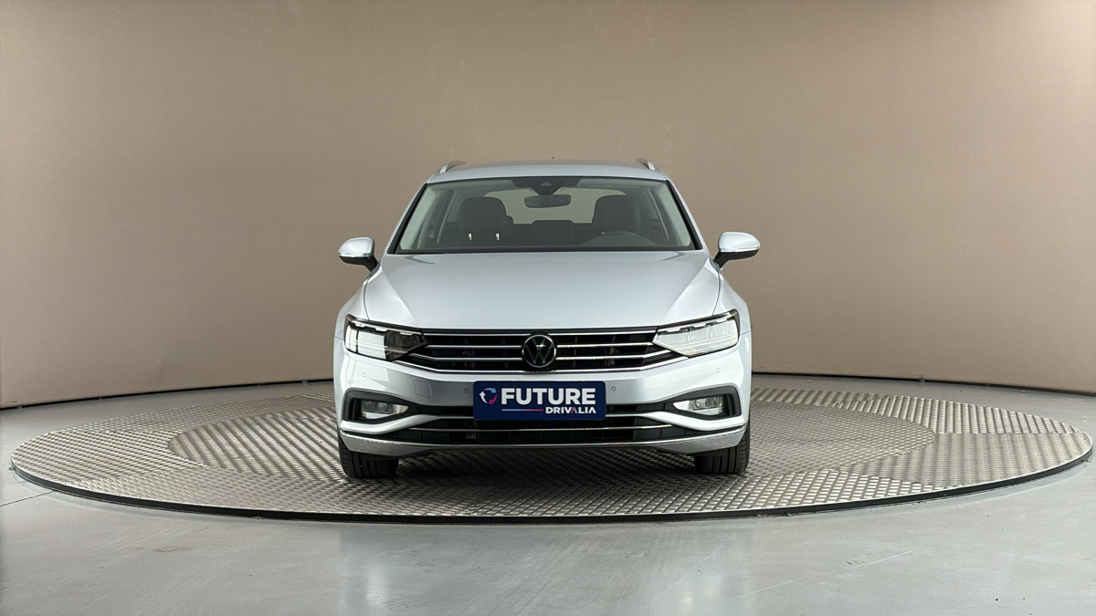 Volkswagen Passat - 3
