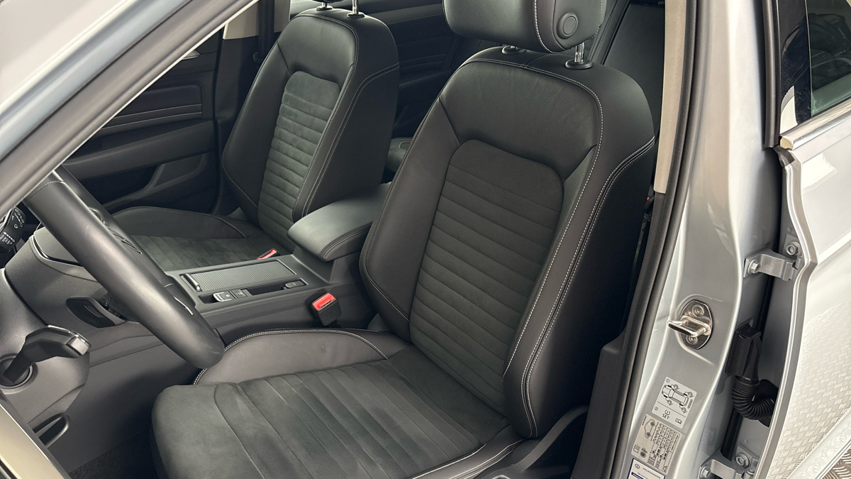 Volkswagen Passat - 15