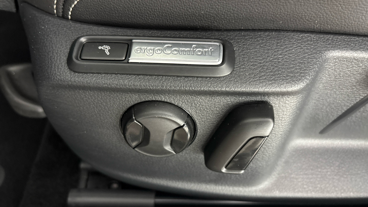 Volkswagen Passat - 21