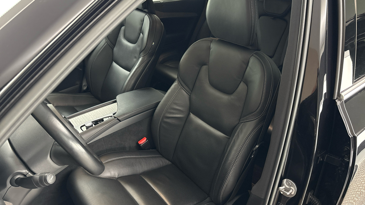 Volvo XC90 - 15