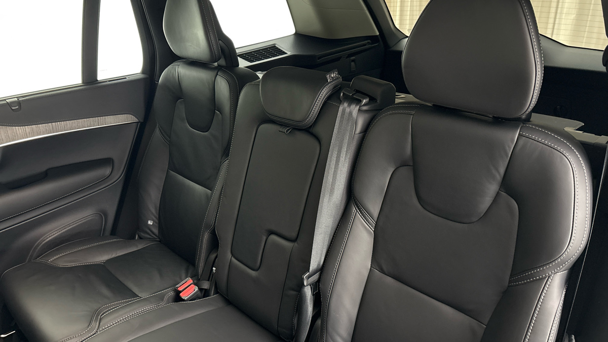 Volvo XC90 - 16