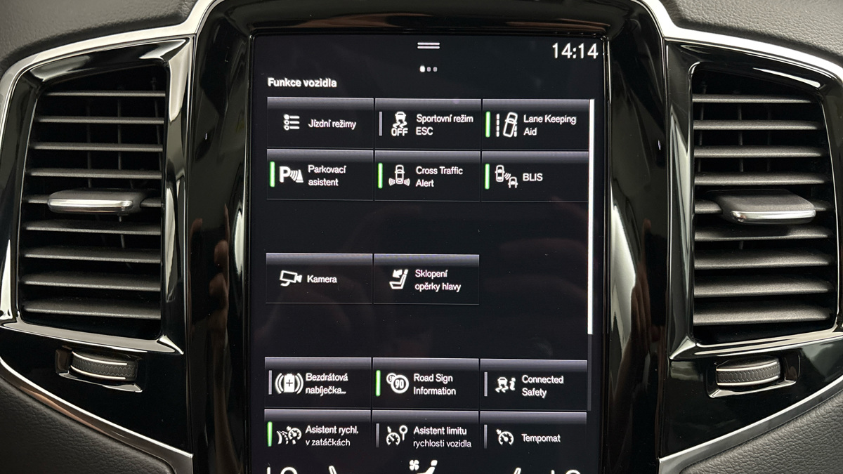 Volvo XC90 - 27