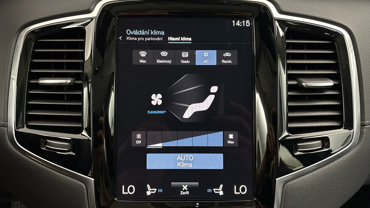 Volvo XC90 - 29