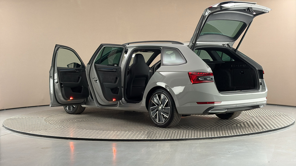 Škoda Superb - 7