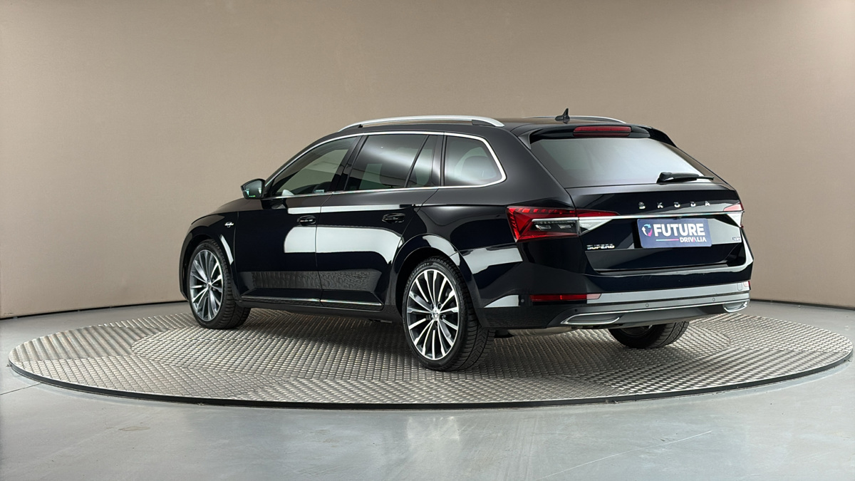 Škoda Superb - 2