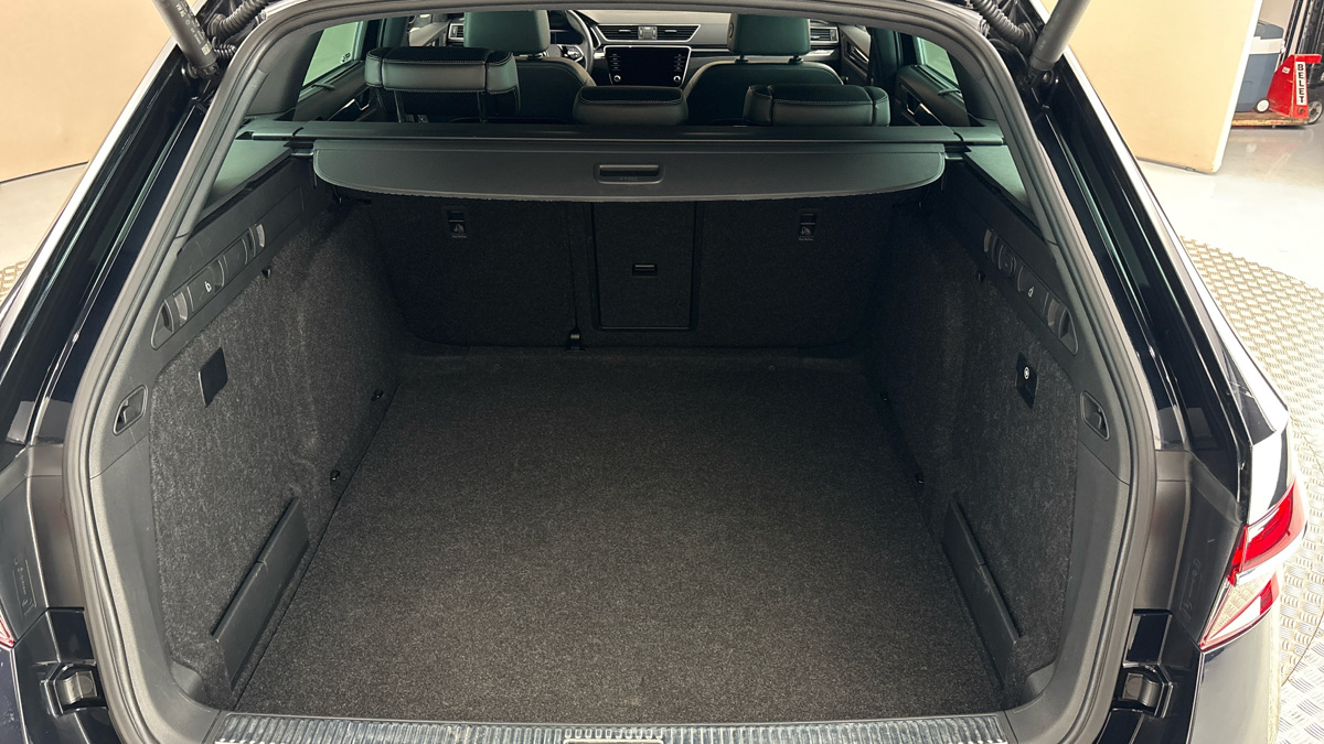 Škoda Superb - 17