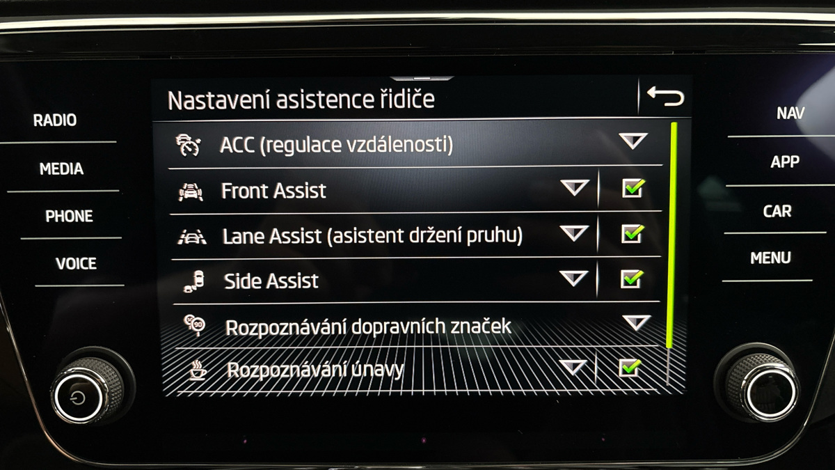 Škoda Superb - 30
