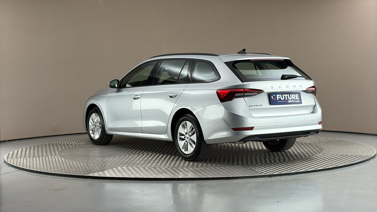Škoda Octavia - 2