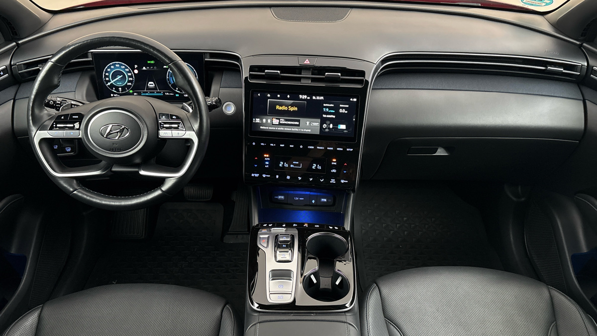 Hyundai Tucson - 8