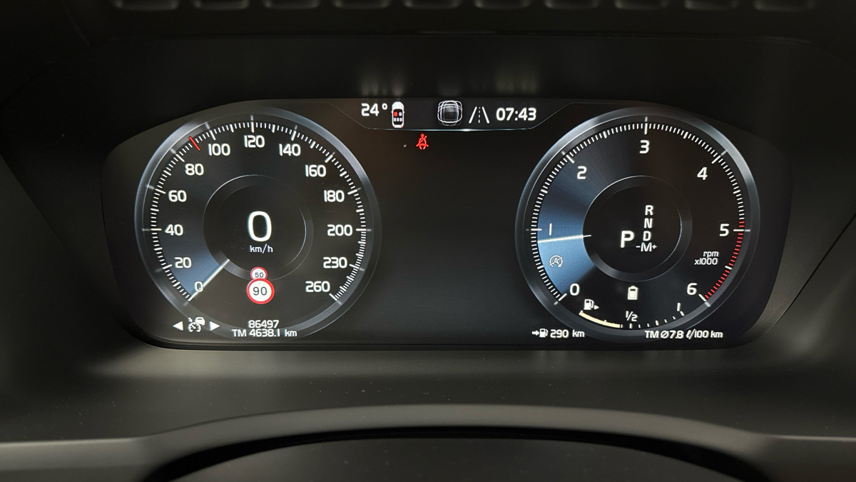 Volvo XC90 - 10