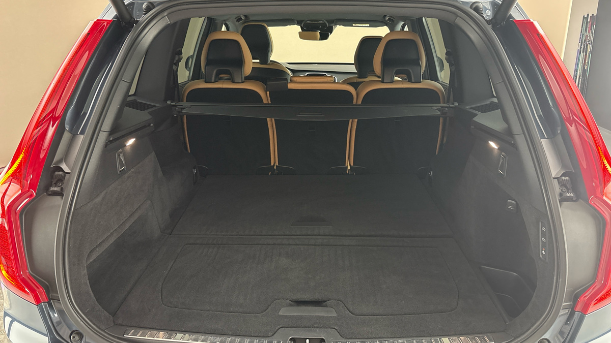 Volvo XC90 - 17