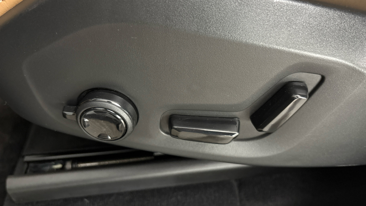 Volvo XC90 - 22