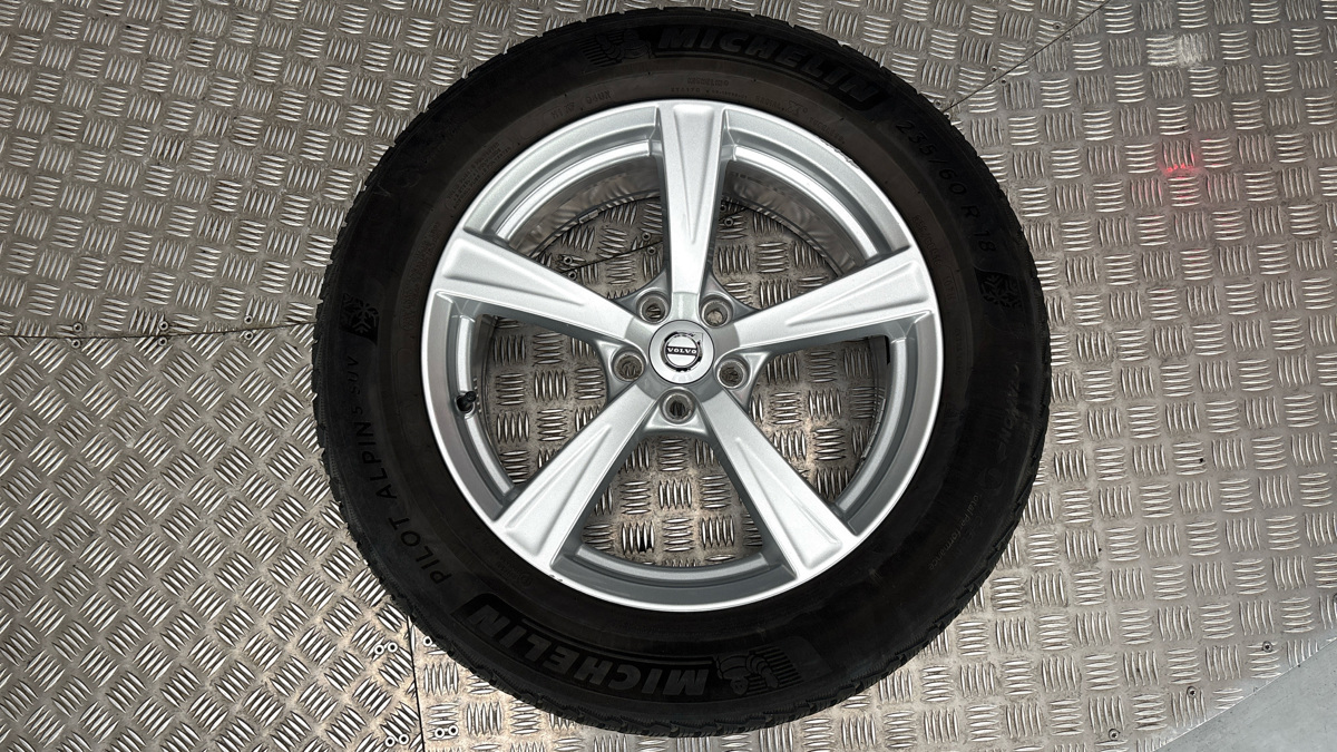 Volvo XC90 - 32