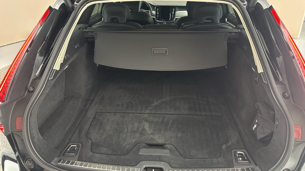 Volvo V90 - 17