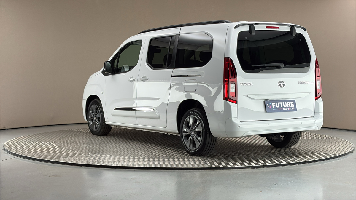 Toyota ProAce City Verso - 2