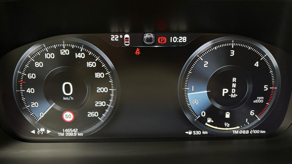 Volvo XC90 - 10